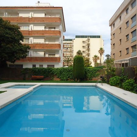 Apartamentos Antillas Fenals Lloret de Mar Extérieur photo