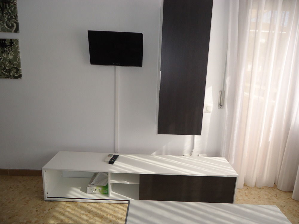 Apartamentos Antillas Fenals Lloret de Mar Extérieur photo