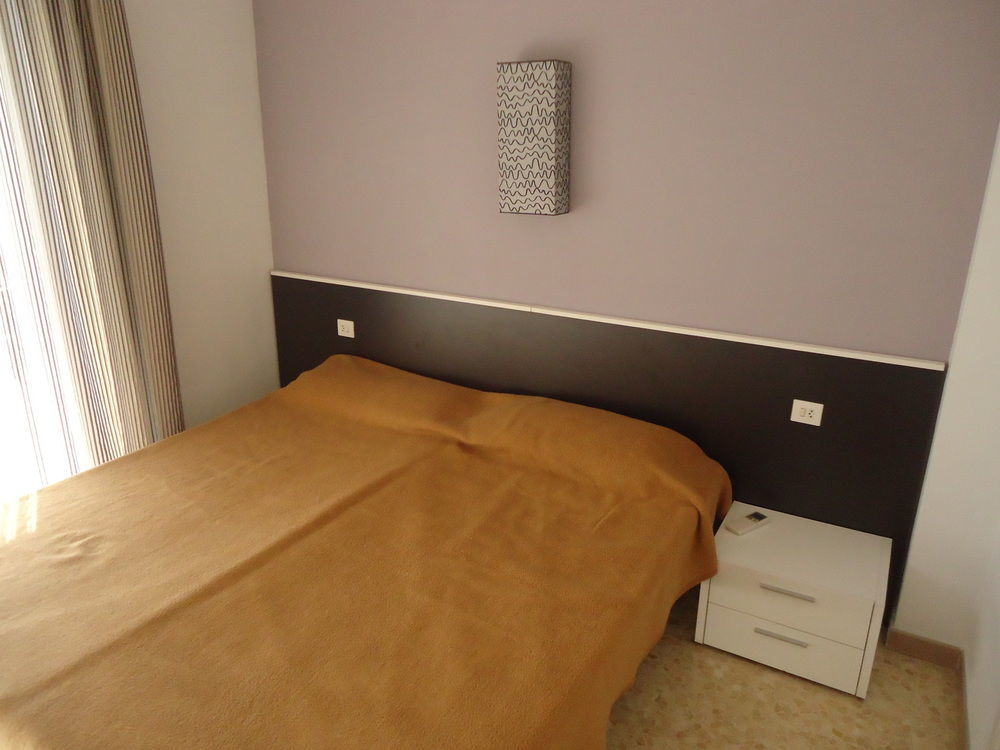 Apartamentos Antillas Fenals Lloret de Mar Extérieur photo