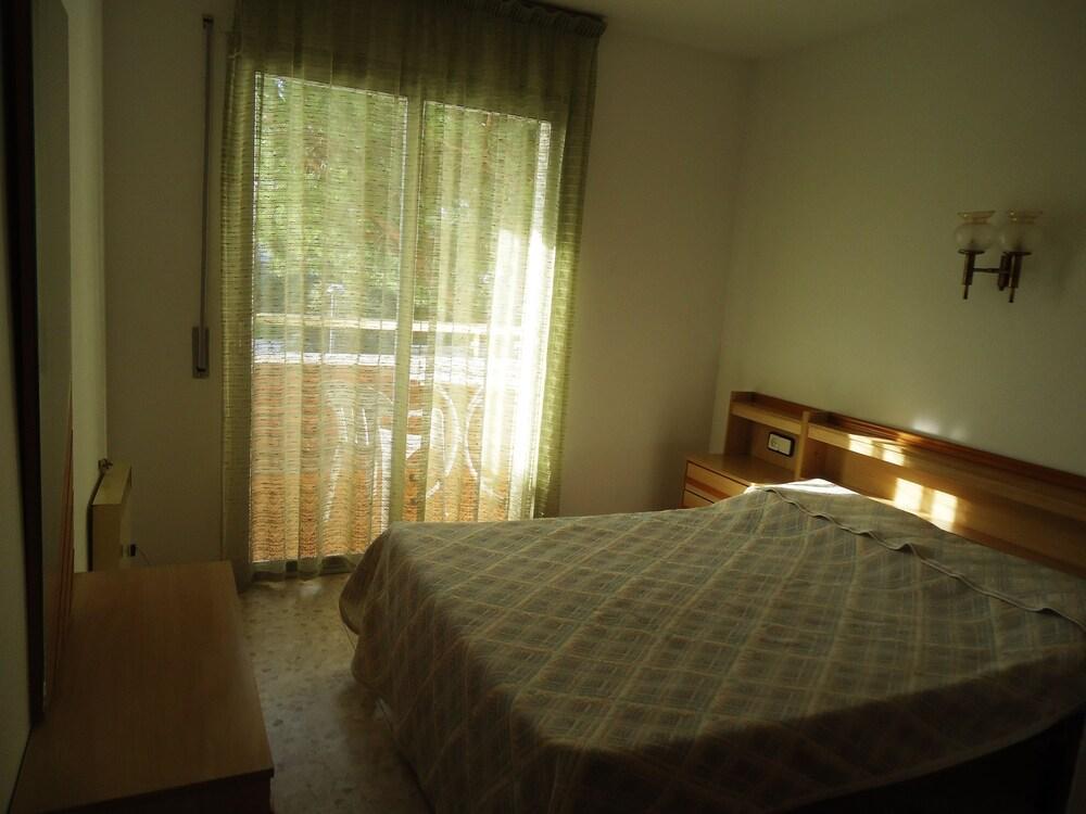 Apartamentos Antillas Fenals Lloret de Mar Extérieur photo